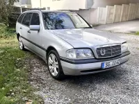 Gebraucht Mercedes C180 Classic 122 PS (89 kW) 1996 Silber Kombi