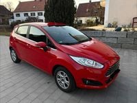 Gebraucht Ford Fiesta Titanium 101 PS (74 kW) 2017 Rot Limousine