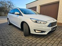 Gebraucht Ford Focus Titanium 125 PS (91 kW) 2015 Weiß Kombi