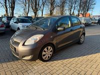 Gebraucht Toyota Yaris Cool 101 PS (74 kW) 2010 Grau Kleinwagen