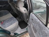Gebraucht Mazda 323 75 PS (55 kW) 1998 Grün Limousine