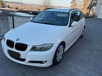 Gebraucht BMW 320 Performance 170 PS (125 kW) 2010 Weiß Kombi