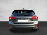 Gebraucht Ford Focus Cool & Connect 125 PS (91 kW) 2021 Magneticgrau (metallic) (metallic) Limousine