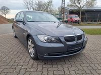 Gebraucht BMW 330 Sport Line 258 PS (189 kW) 2006 Grau metallic Kombi