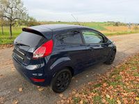 Gebraucht Ford Fiesta 80 PS (58 kW) 2013 Blau Kleinwagen