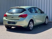 Gebraucht Opel Astra 87 PS (63 kW) 2011 Grün Limousine