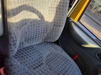 Second-hand Ford Transit 87 CP (63 kW) 2011 Galben Monovolum