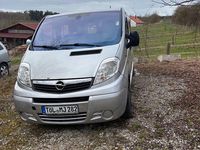 Gebraucht Opel Vivaro 145 PS (106 kW) 2008 Silber Van / Kleinbus