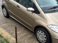 Gebraucht Mercedes A150 95 PS (69 kW) 2007 Gold Kleinwagen