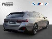 Neu BMW 540 M Sport 303 PS (222 kW) 2025 Grau Kombi