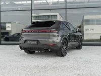 Gebraucht Porsche Cayenne 305 PS (224 kW) 2024 Grau SUV