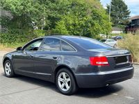 Usado Audi A6 231 HP (169 kW) 2005 Cinzento Sedan