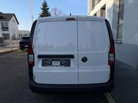 Gebraucht VW Caddy Basis 102 PS (75 kW) 2023 Weiß Van / Kleinbus
