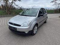 Gebraucht Ford Fiesta Ambiente 69 PS (50 kW) 2003 Silber Kleinwagen