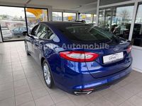 Gebraucht Ford Mondeo Titanium 179 PS (131 kW) 2016 Blau Limousine