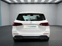 Gebraucht Mercedes B200 163 PS (119 kW) 2025 Weiß Kleinwagen