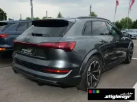 Gebraucht Audi e-tron Sport 369 kW (503 PS) 2022 Daytonagrau perleffekt SUV