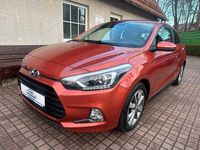 Gebraucht Hyundai i20 Trend 101 PS (74 kW) 2015 Orange Coupé