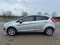 Gebraucht Ford Fiesta Titanium 101 PS (74 kW) 2012 Silber Kleinwagen