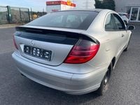 Gebraucht Mercedes CL180 129 PS (94 kW) 2001 Silber Coupé