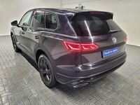 Gebraucht VW Touareg R-line 286 PS (210 kW) 2018 Schwarz (deep black perleffekt) SUV