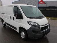 Gebraucht Peugeot Boxer 131 PS (96 kW) 2015 Weiß Van