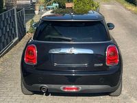 Gebraucht Mini Cooper 136 PS (100 kW) 2015 Schwarz Kleinwagen