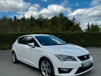 Używany Seat Leon FR 150 KM (110 kW) 2016 Biały Hatchback