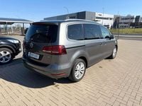 Gebraucht VW Sharan Highline 150 PS (110 kW) 2017 Indiumgrau Van / Kleinbus