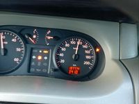 Gebraucht Renault Trafic 165 PS (121 kW) 2003 Weiß Van / Kleinbus