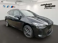 Neu BMW 230e Active Tourer Performance 326 PS (239 kW) 2026 Schwarz Van / Kleinbus