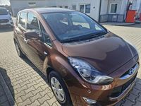 Gebraucht Hyundai ix20 Classic 90 PS (66 kW) 2013 Braun Kleinwagen