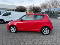 Second-hand Suzuki Swift 92 CP (67 kW) 2007 Roșu Hatchback