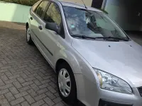 Occasion Ford Focus 101 ch (74 kW) 2005 Argent Citadine