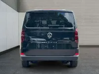 Neu VW Caravelle 170 PS (125 kW) 2026 Midnight black metallic/schwar Van