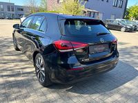 Gebraucht Mercedes A180 136 PS (100 kW) 2021 Schwarz Limousine