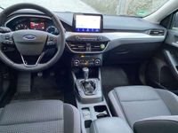 gebraucht Ford Focus Cool & Connect 1.0 125PS Scheiben-& Lenkradheizung