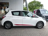 Gebraucht Toyota Yaris Edition 111 PS (81 kW) 2017 Schneeweiß Kleinwagen