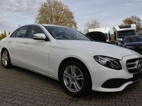 Gebraucht Mercedes E220 194 PS (142 kW) 2017 Weiß Limousine