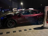 Gebraucht Tesla Model Y Performance 392 kW (534 PS) 2024 Rot SUV