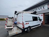 Second-hand Renault Master 131 CP (96 kW) 2018 Alb Van