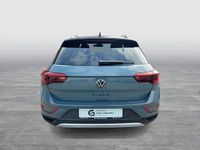 Gebraucht VW T-Roc Style 150 PS (110 kW) 2024 Blau SUV
