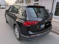 Gebraucht VW Tiguan Move 150 PS (110 kW) 2023 Schwarz SUV