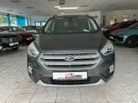 Gebraucht Ford Kuga Titanium 150 PS (110 kW) 2018 Grau SUV