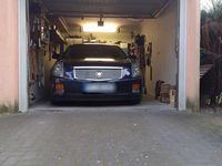 Second-hand Cadillac CTS 218 CP (160 kW) 2004 Albastru Berlinǎ