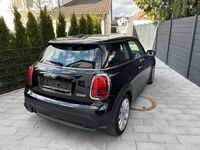 Gebraucht Mini Cooper 136 PS (100 kW) 2023 Midnightblack ii (c4r) Kleinwagen