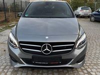 Gebraucht Mercedes B250 211 PS (155 kW) 2015 Grau Van / Kleinbus