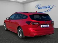Gebraucht Ford Focus Active X 155 PS (114 kW) 2026 Obsidianschwarz metallic Kombi