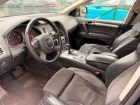 Second-hand Audi Q7 232 CP (170 kW) 2006 Negru SUV