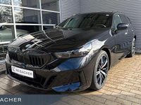 Neu BMW 530e Performance 299 PS (219 kW) 2026 Schwarz Kombi